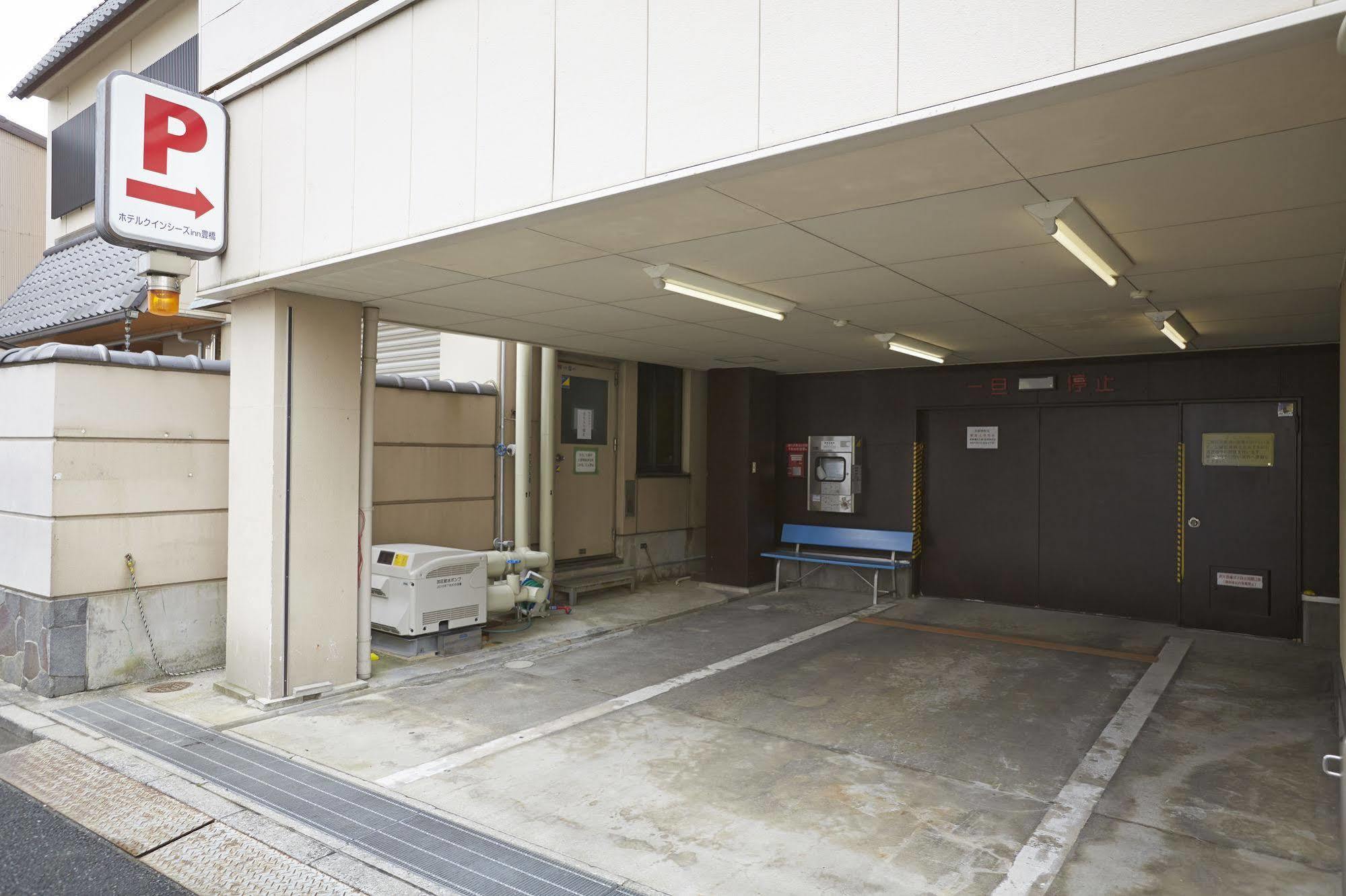 Quincy'S Inn Toyohashi Exteriör bild